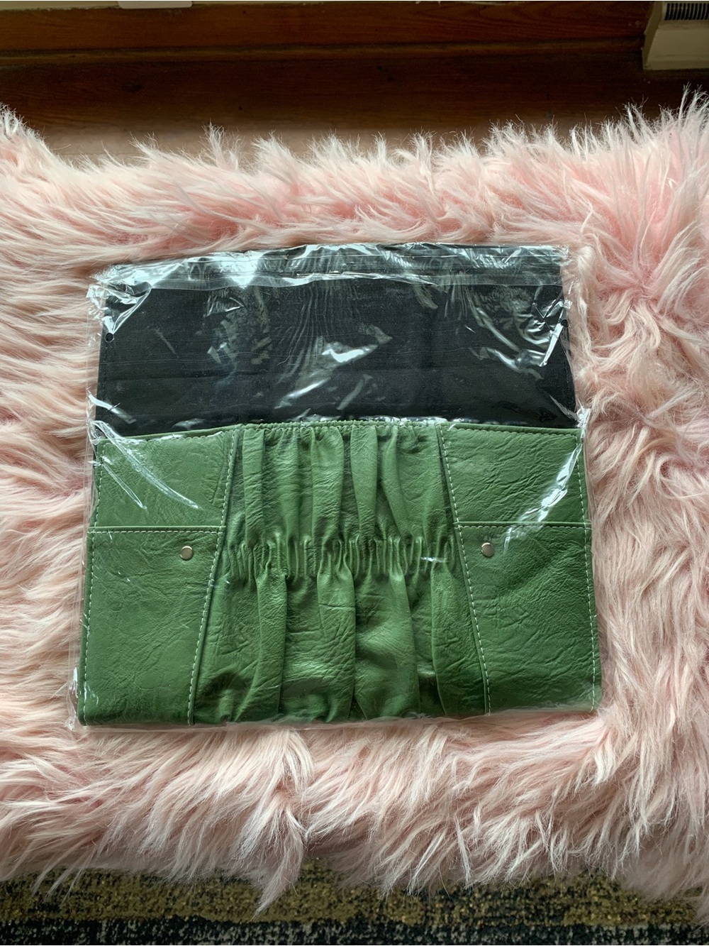 New Miche Purse Classic Shell in Green Faux Leather Erica Style